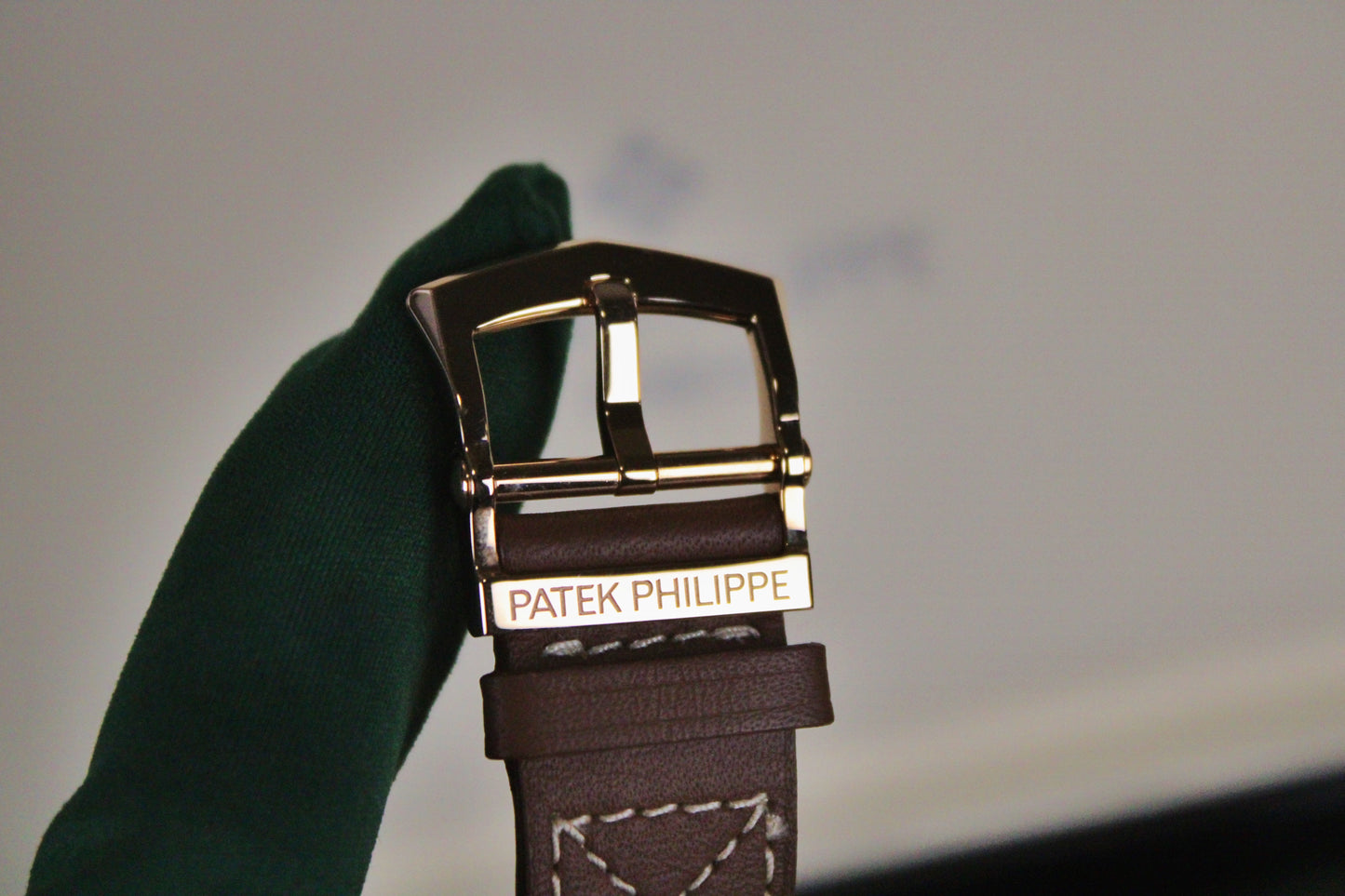 Patek Philippe Pilot Travel Time 5524R-001 · Brand New · Rose Gold · Brown Dial · Full Set 2023 · Original AD Receipt · Box and Papers