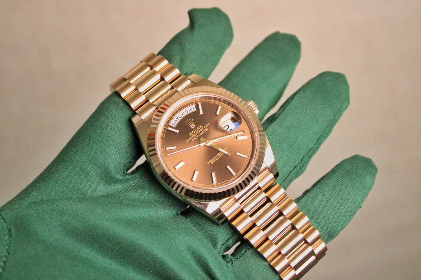 Rolex Day-Date 40 228235 · Everose · Chocolate Dial · Fluted Bezel · Full Set 2024 · Mint Condition