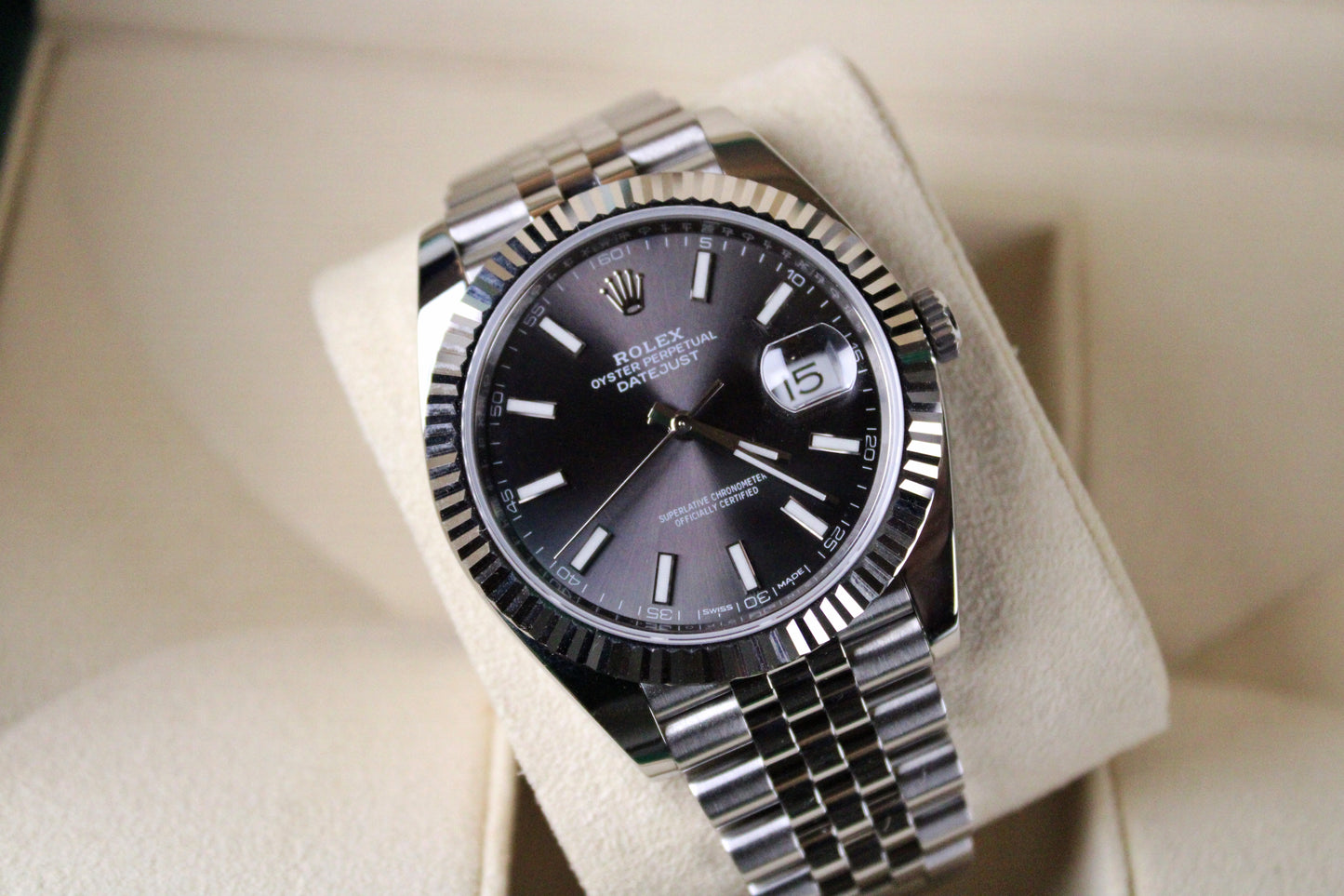 Rolex Datejust 41 126334 · Rhodium Dial · White Gold Fluted Bezel · Jubilee · 41mm