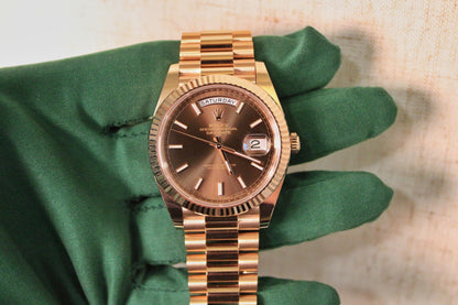 Rolex Day-Date 40 228235 · Everose · Chocolate Dial · Fluted Bezel · Full Set 2024 · Mint Condition