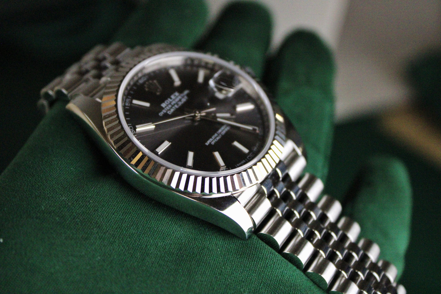 Rolex Datejust 41 126334 · Rhodium Dial · White Gold Fluted Bezel · Jubilee · 41mm