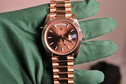 Rolex Day-Date 40 228235 · Everose · Chocolate Dial · Fluted Bezel · Full Set 2024 · Mint Condition