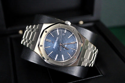 Audemars Piguet Royal Oak 15400ST · Blue Dial · Stainless Steel · 41mm · 2017 · Excellent Condition · Box + Booklet · No Papers