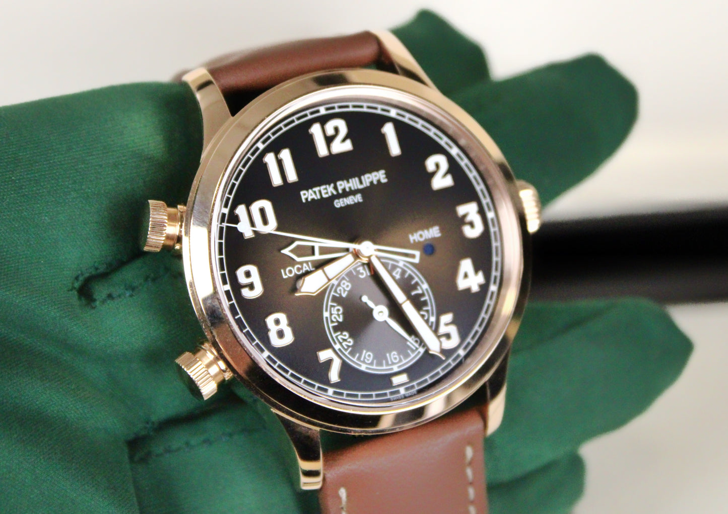 Patek Philippe Pilot Travel Time 5524R-001 · Brand New · Rose Gold · Brown Dial · Full Set 2023 · Original AD Receipt · Box and Papers