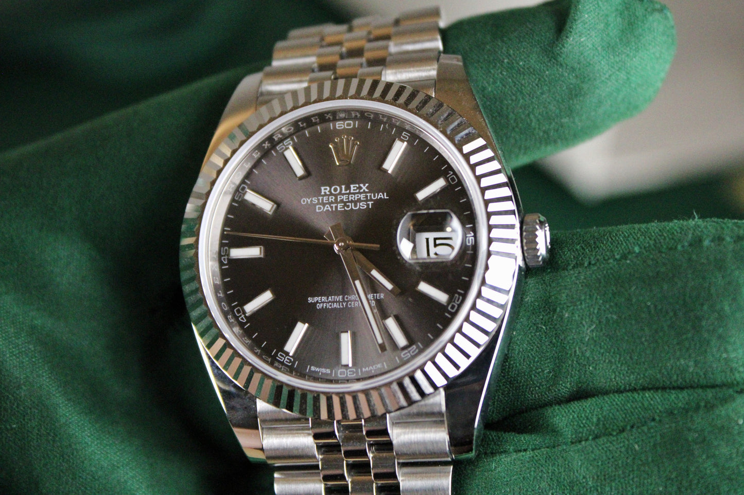 Rolex Datejust 41 126334 · Rhodium Dial · White Gold Fluted Bezel · Jubilee · 41mm