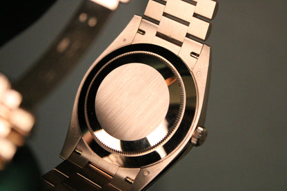 Rolex Day-Date 40 228235 · Everose · Chocolate Dial · Fluted Bezel · Full Set 2024 · Mint Condition