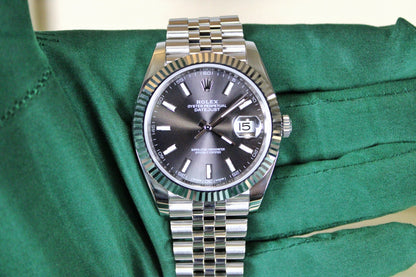 Rolex Datejust 41 126334 · Rhodium Dial · White Gold Fluted Bezel · Jubilee · 41mm