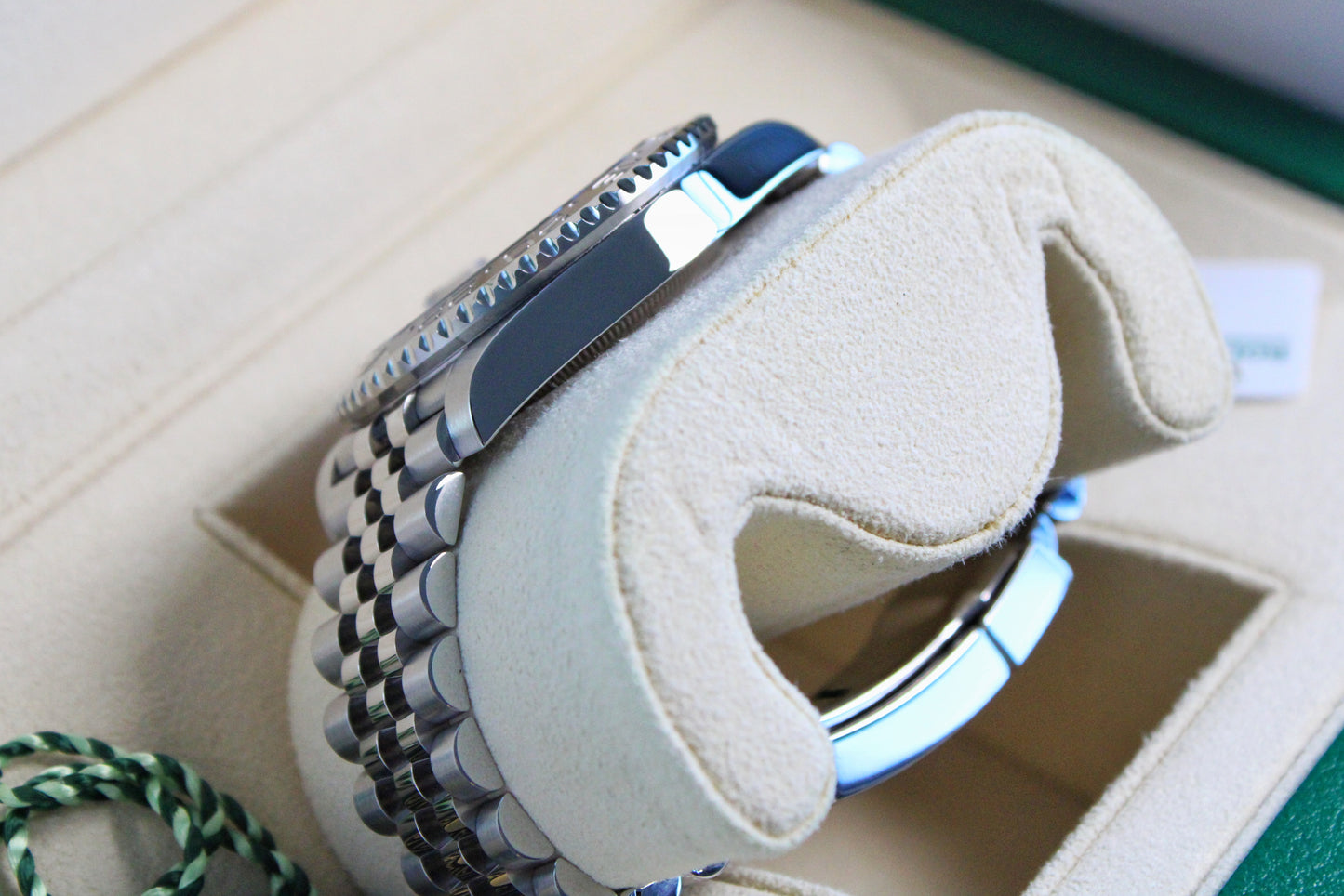 Rolex GMT-Master II 126710BLNR Batgirl/Batman on Jubilee 2021 Mint Condition Complete Set