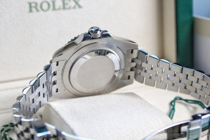 Rolex GMT-Master II 126710BLNR Batgirl/Batman on Jubilee 2021 Mint Condition Complete Set