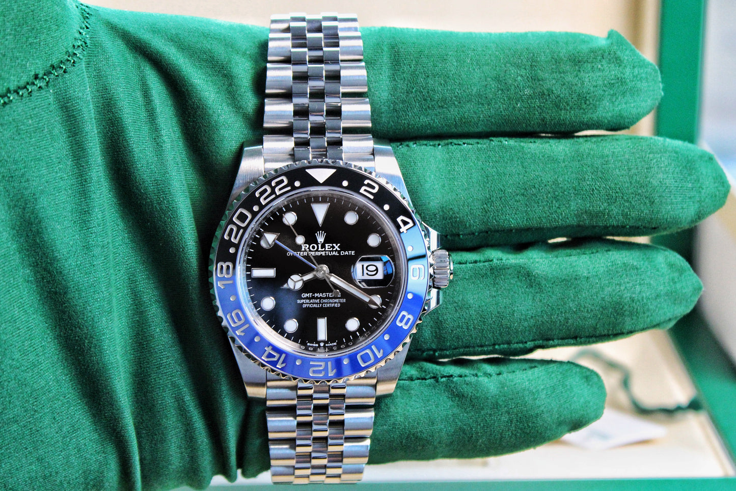 Rolex GMT-Master II 126710BLNR Batgirl/Batman on Jubilee 2021 Mint Condition Complete Set